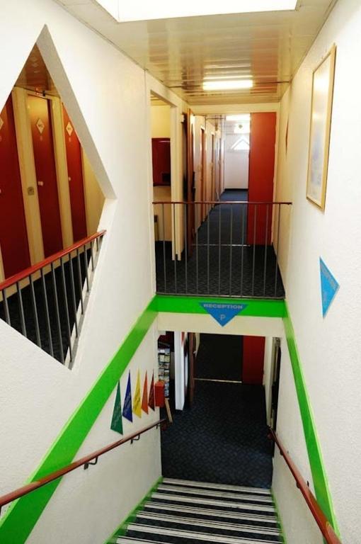 Lemon Hotel Avignon Rochefort Bagian luar foto
