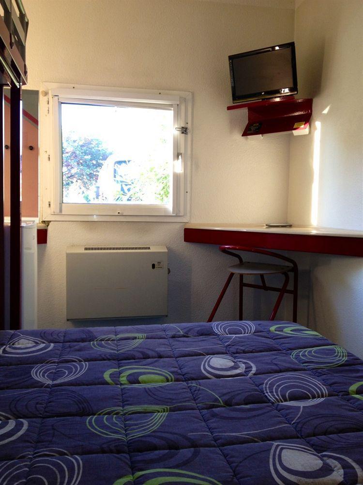 Lemon Hotel Avignon Rochefort Bagian luar foto